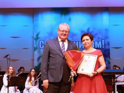 В БПОУ ВО  «Вологодский областной колледж искусств» состоялось областное торжественное мероприятие посвященное Дню медицинского работника