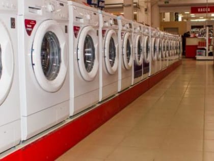 После ослабления курса рубля в России подскочили цены на крупную бытовую технику
