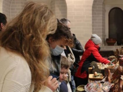 Куда сходить в Вологде на каникулах: рождественская ярмарка в Вологодском кремле