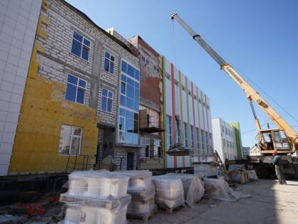 Новая школа на улице Сергея Преминина в Вологде готова на 70%