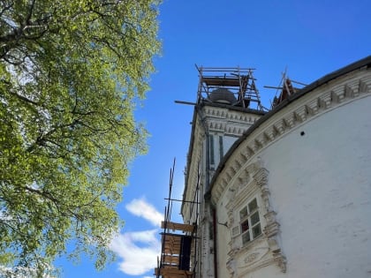 Начались фасадные работы на Сретенском храме