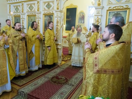 В память Трех Святителей митрополит Савва сослужил митрополиту Санкт-Петербургскому и Ладожскому Варсонофию