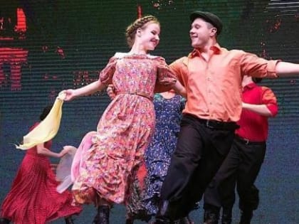 Ансамбль народного танца из Вологды удостоен звания «Заслуженный коллектив народного творчества»