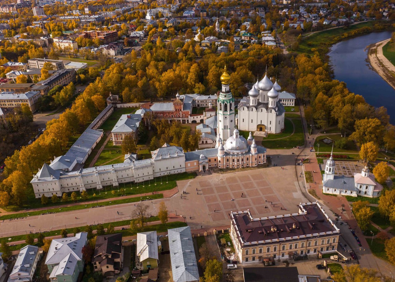 кремлевская площадь вологда