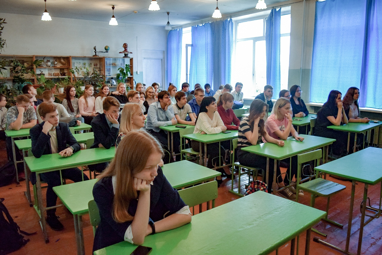 Сайт 6 череповец. Школа 6 Вологда. Школа 6 молочное. Сайт школы 6 Вологда молочное. Профориентация в Вологодском университете Вологодский район.