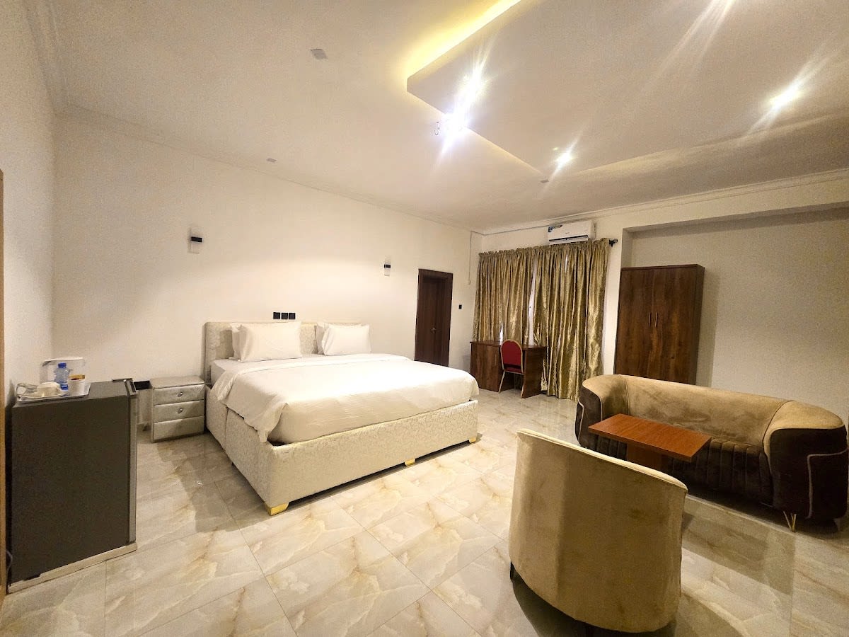 Diplomatic Room 1