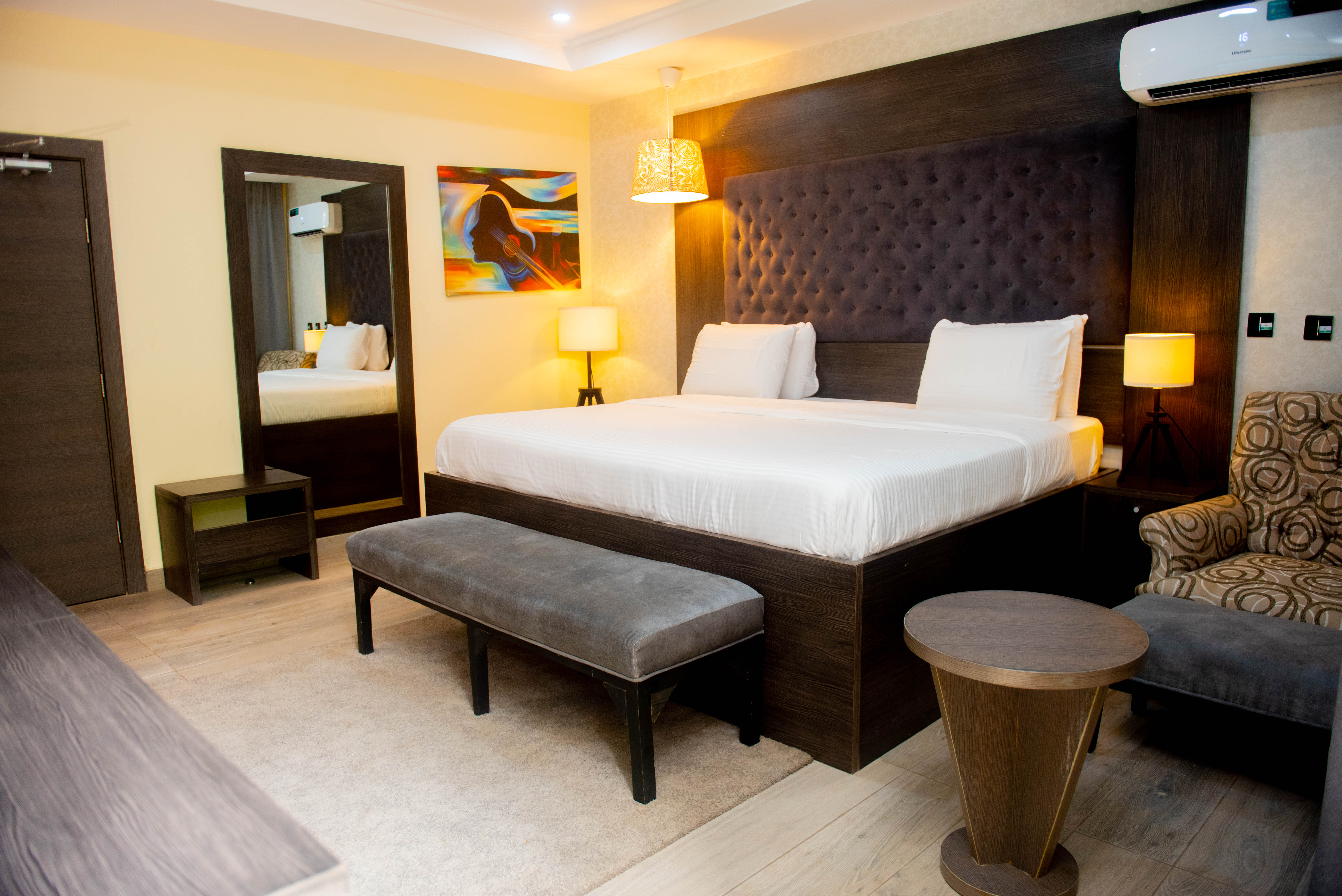 Diplomatic Suite 1