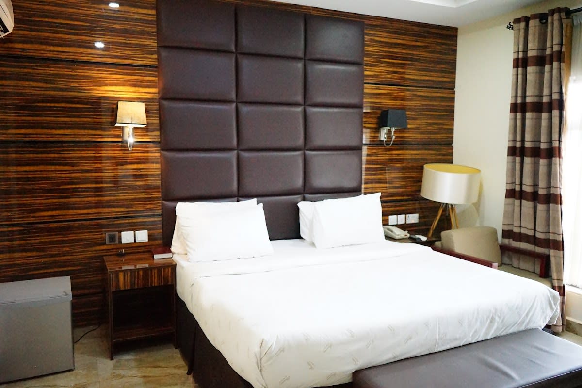 Executive Room 1