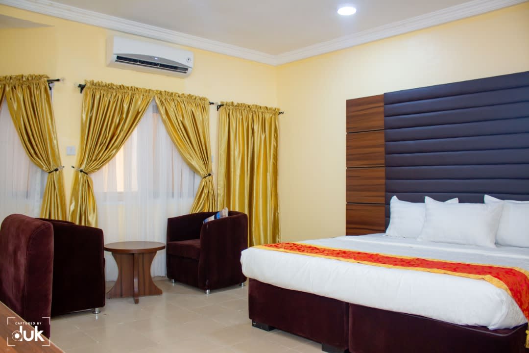 Diplomatic Suite 1
