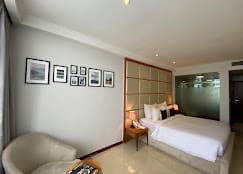 Premier Suite 1