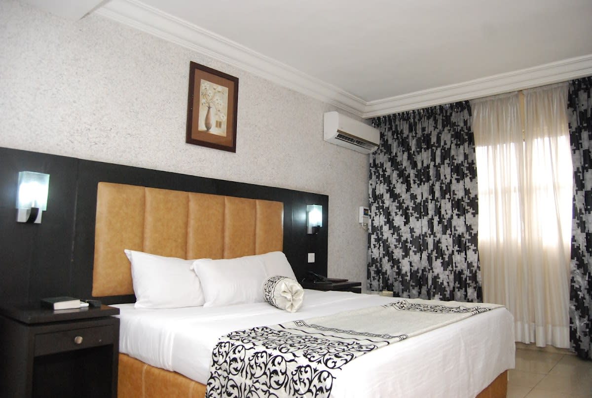 Premium Suite 1