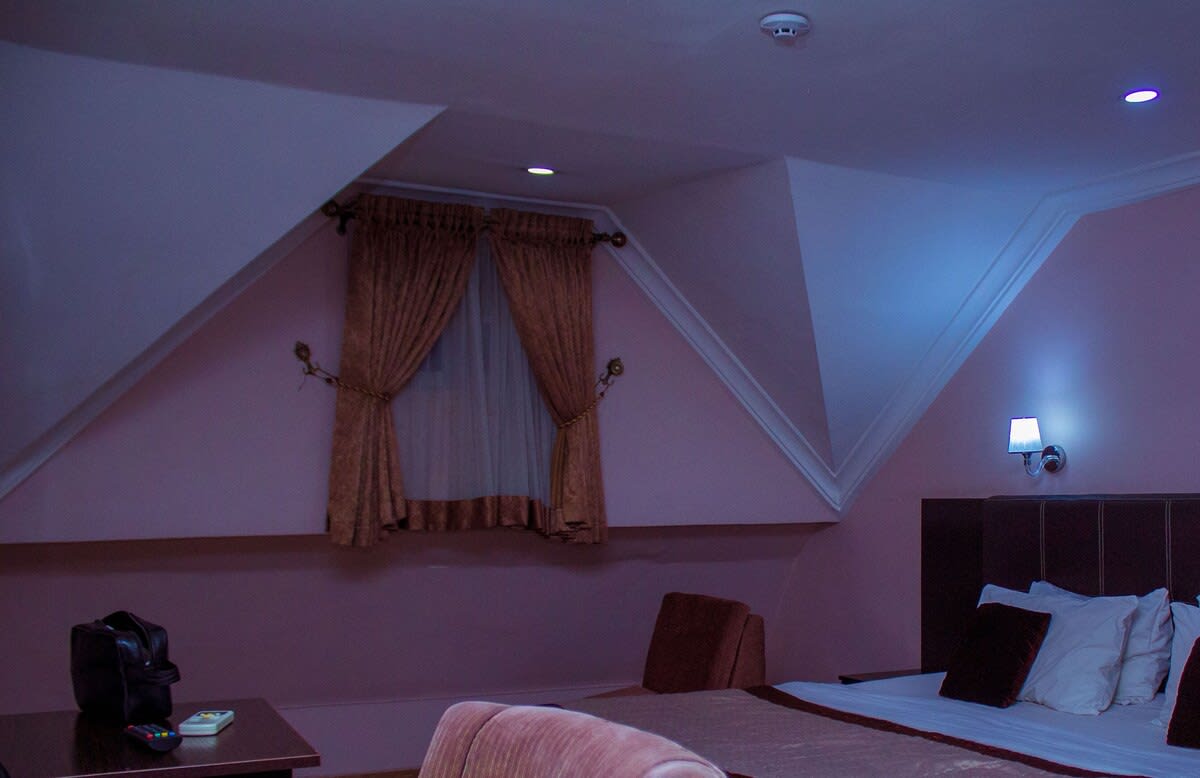 Diamond Suite 1