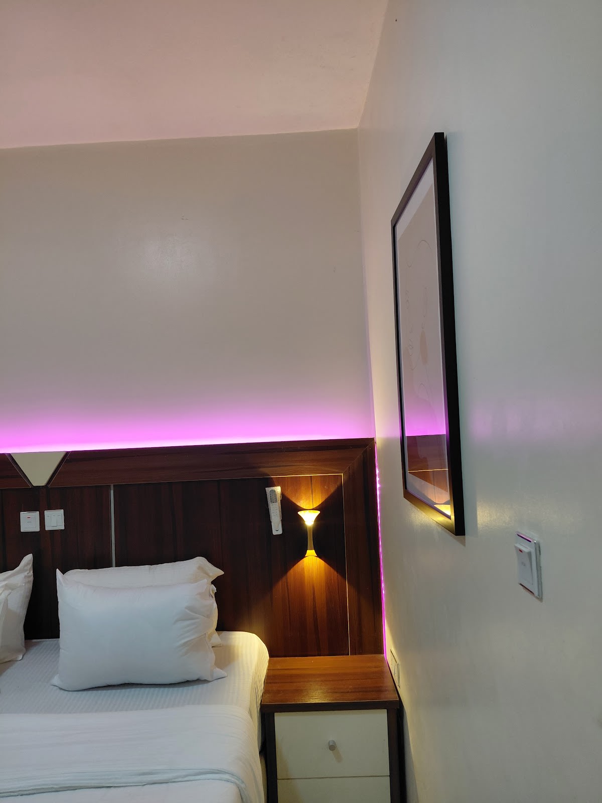Mini Suite 1