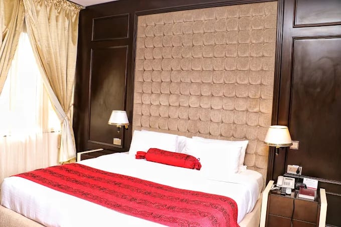 Presidential Suite 1