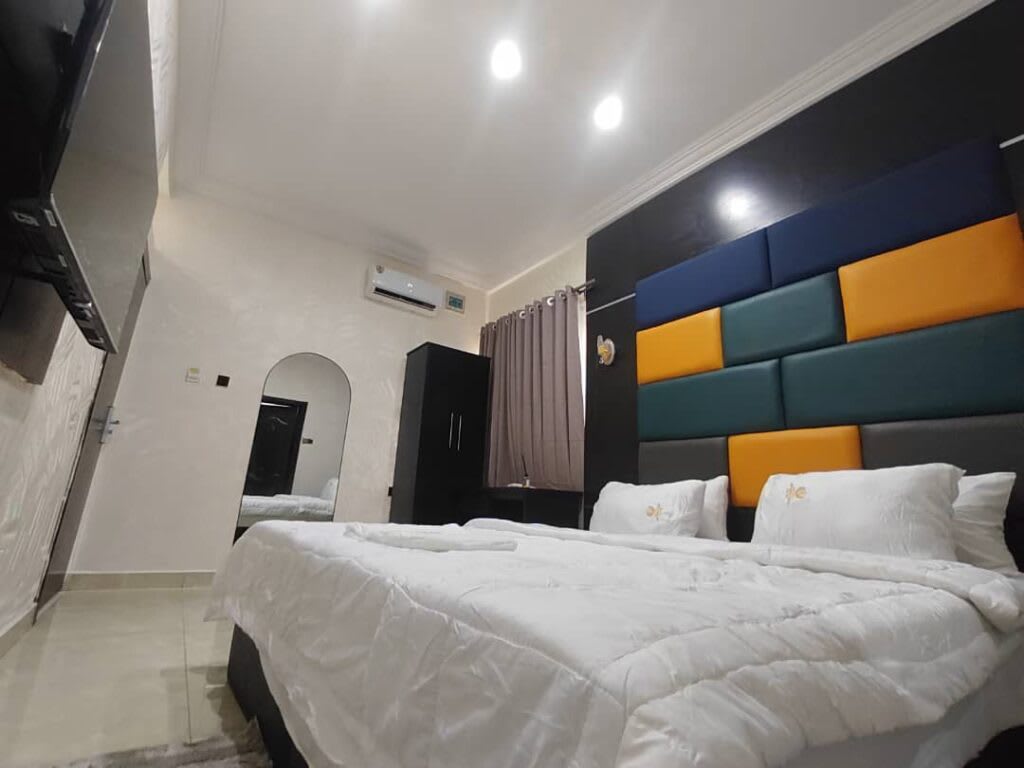 Deluxe Room 1