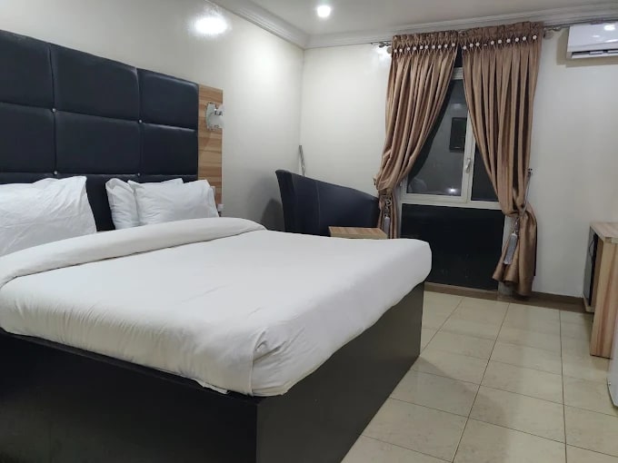 Executive Room 1
