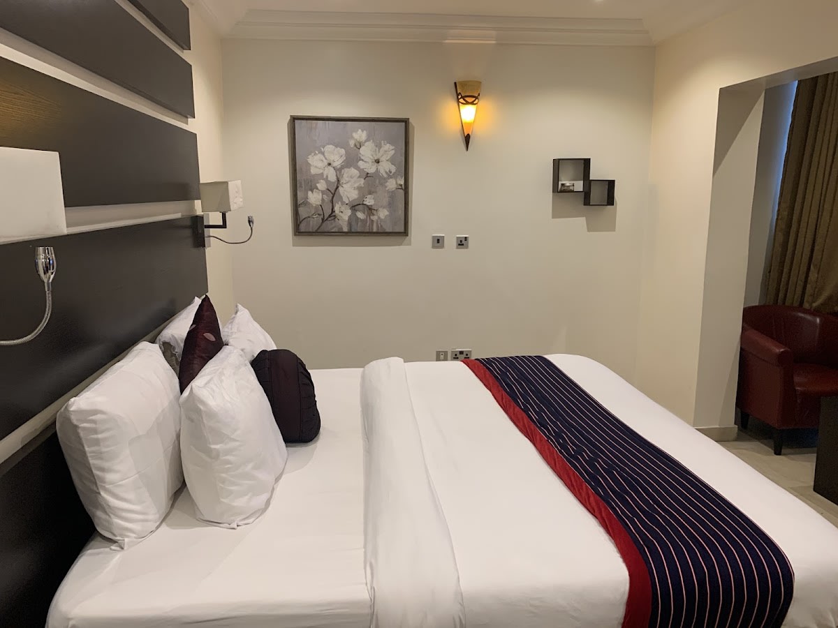 Executive Suite 1