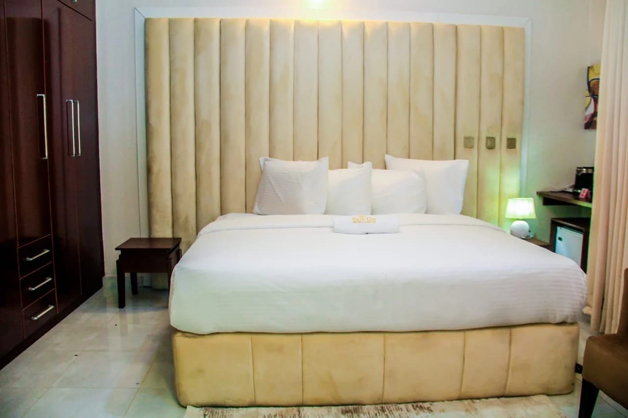 Royal Suite 1
