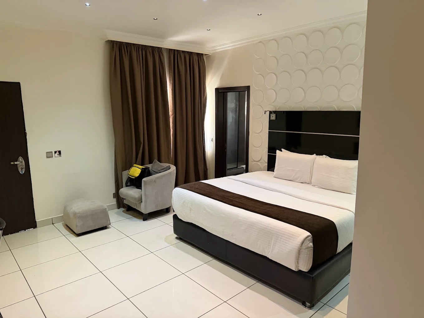 Luxury 1
