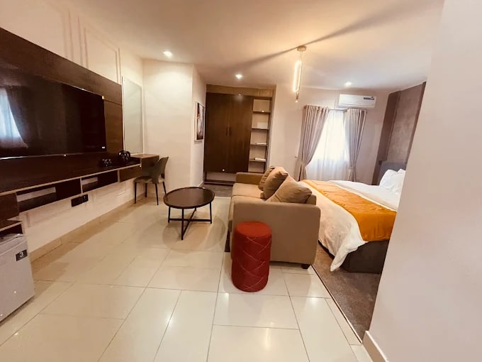 Deluxe Double Room with Balcony 1