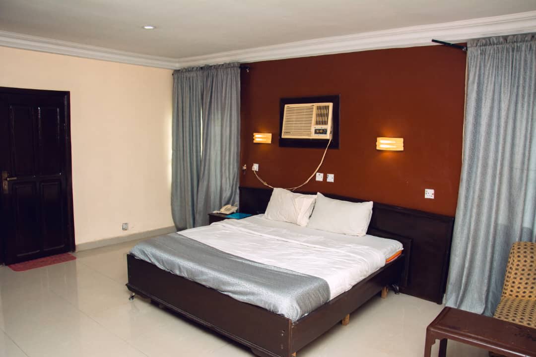 Executive Royal Diamond Room 1