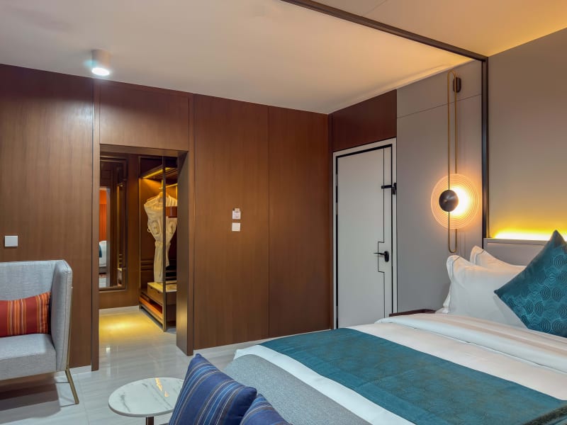 Deluxe Room 1