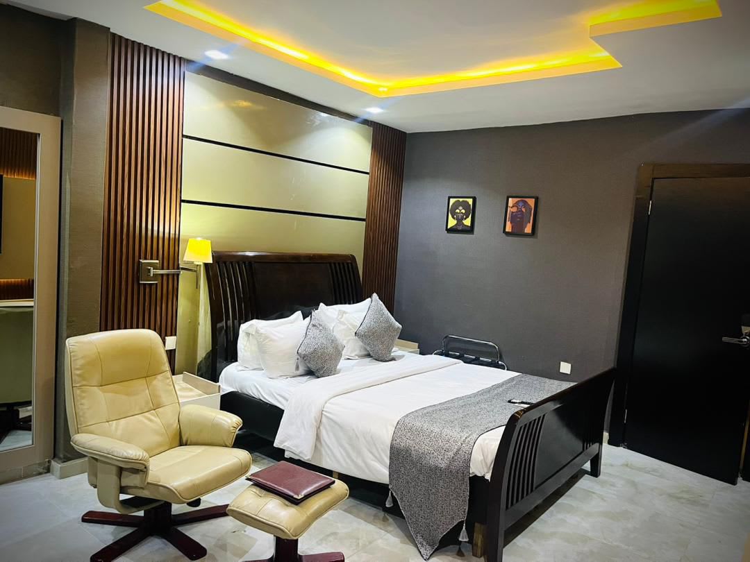 Executive Terrace 1