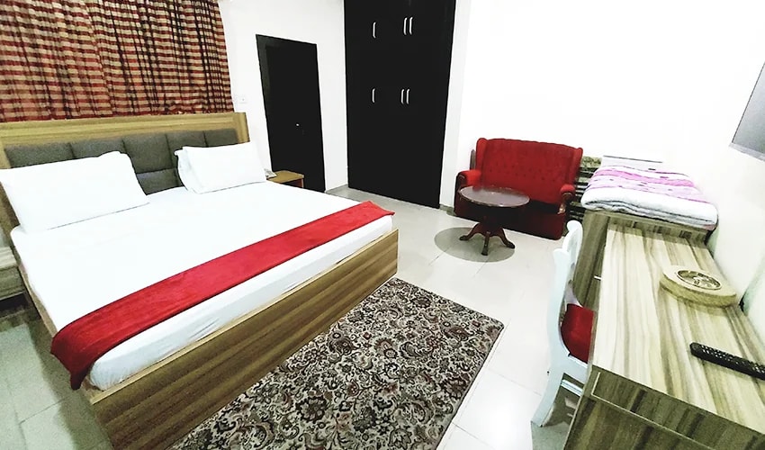 Diamond – Single Double Bed 1