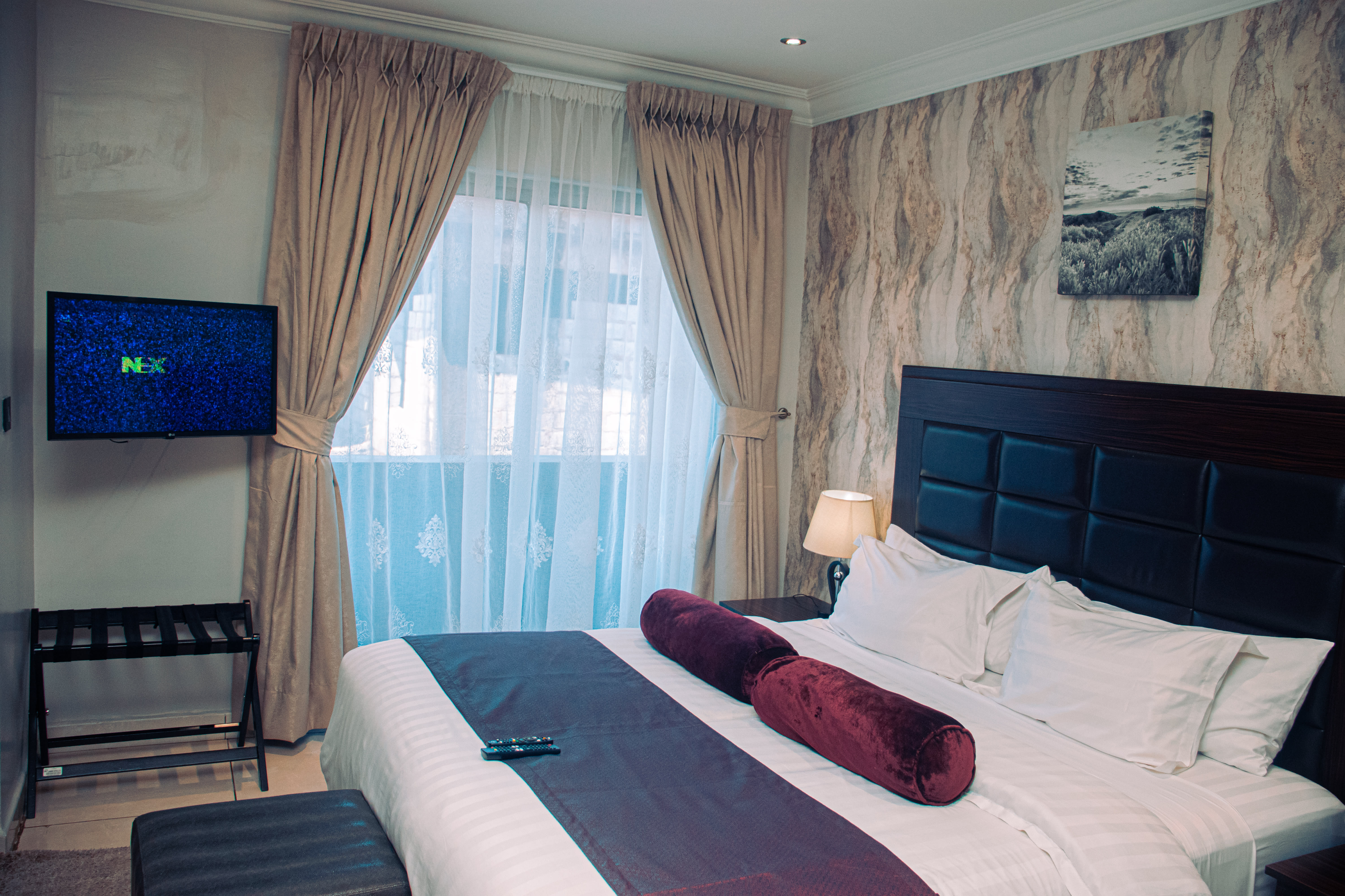 Executive Suite (Abuja) 1
