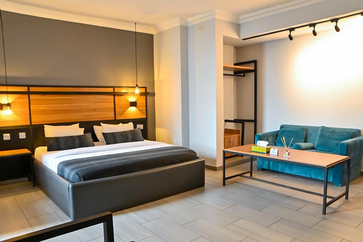 Supreme Room 1