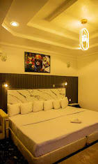 Suite 1