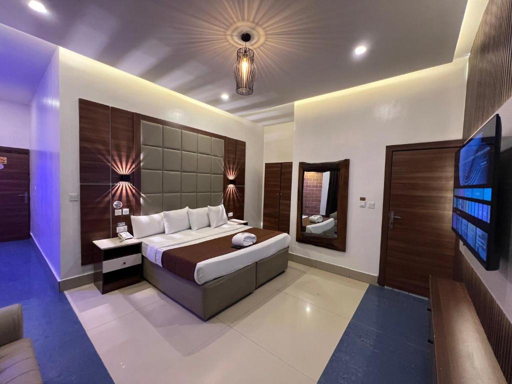 Executive Royal 1