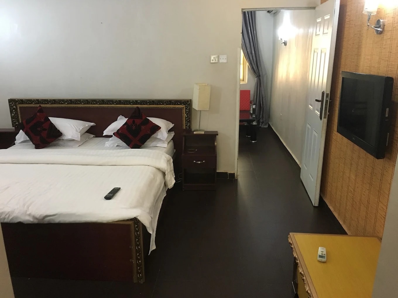 Diplomatic Suite 1