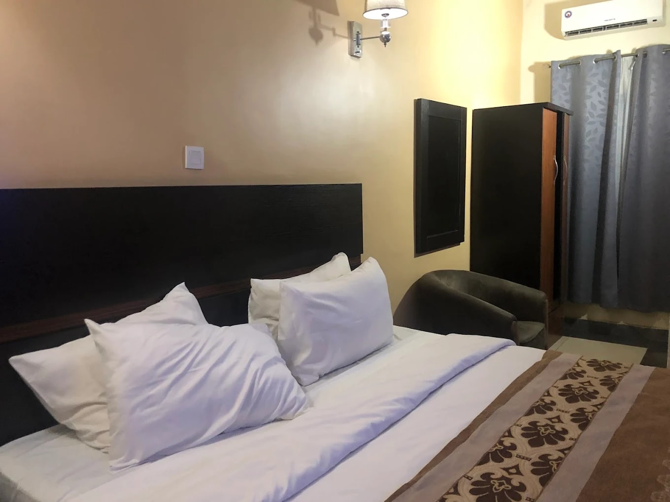 Presidential Suite 1