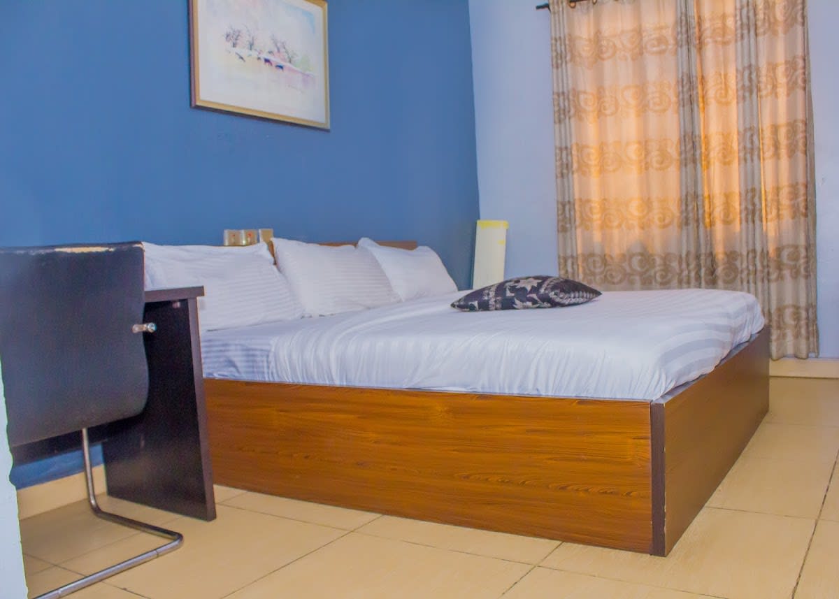 Mini Suite 1