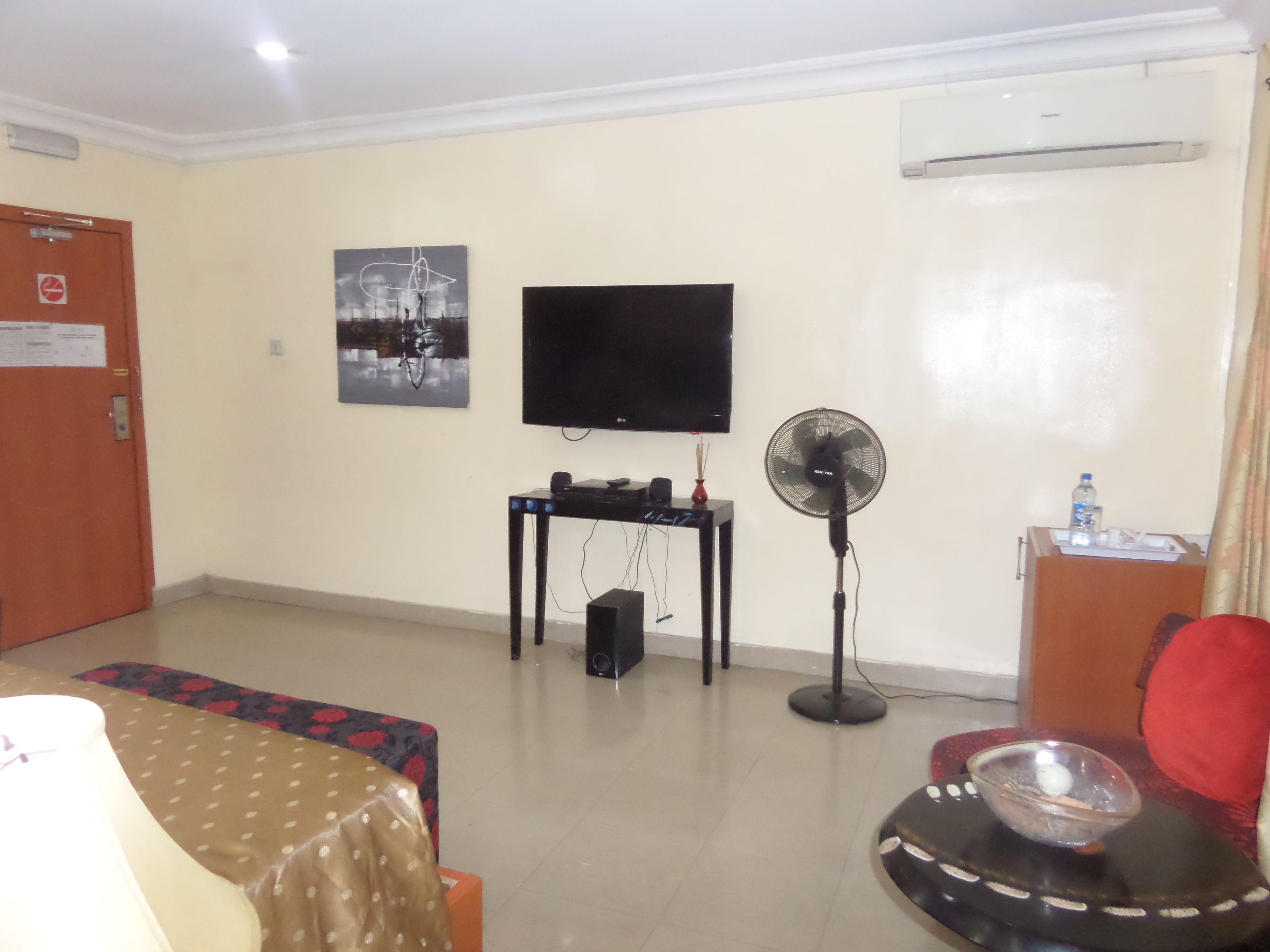 PREMIUM ROOM 1