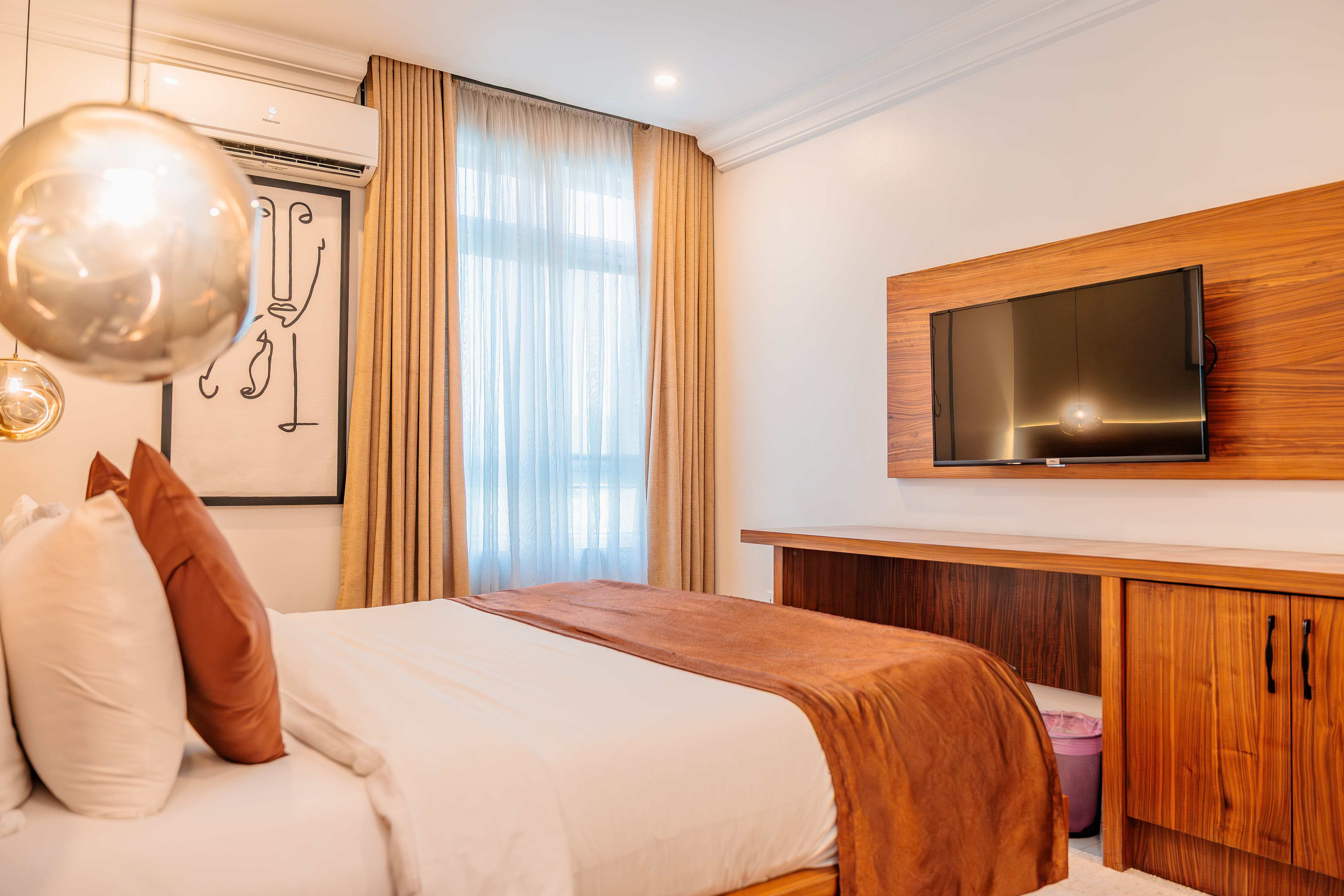Executive Suite 1