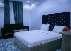 Presidential Suite 1