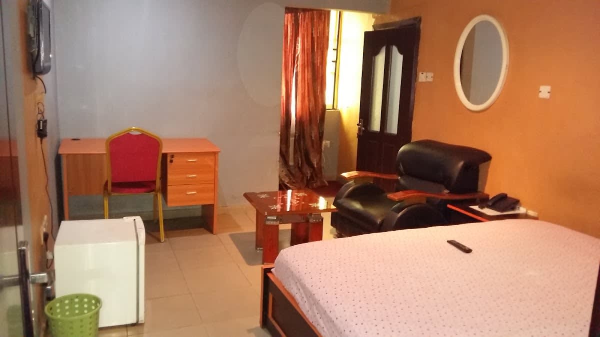Royal Suite Plus 1