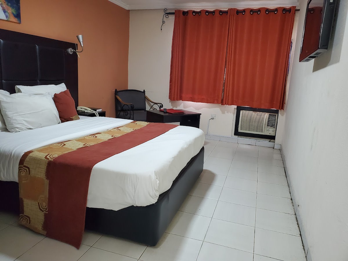 Executive  Premium 1