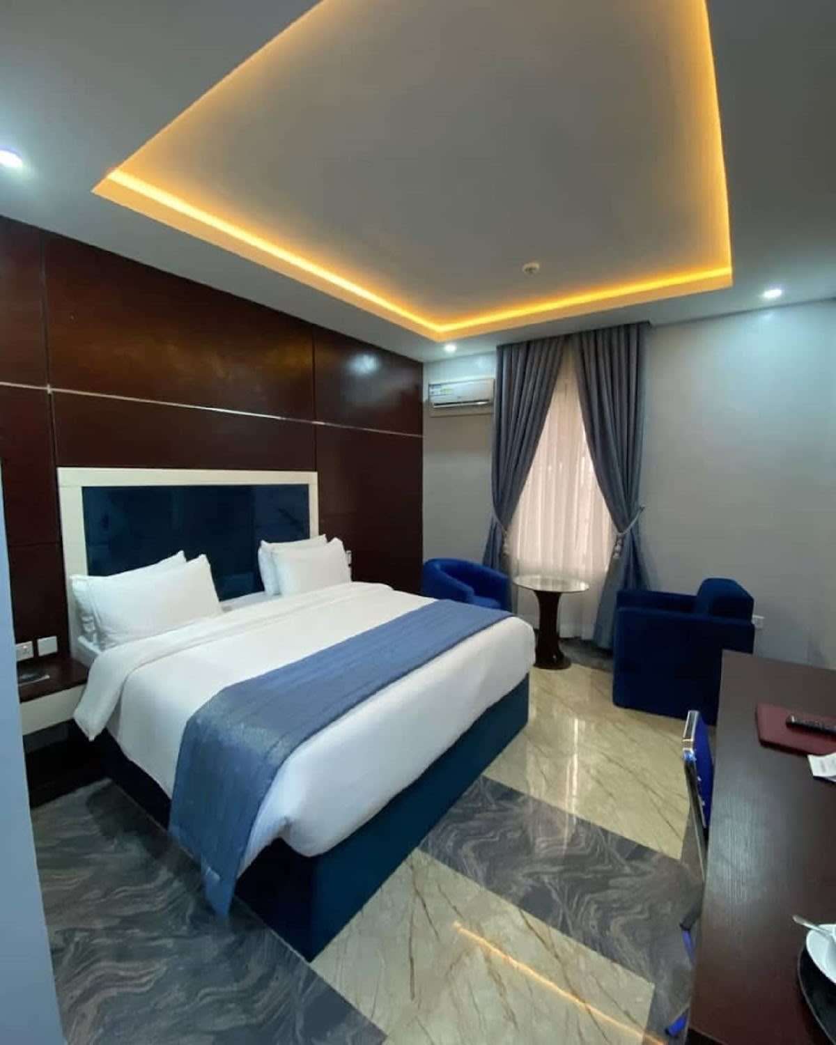 Executive Room 1