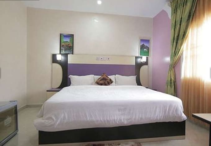 Super Diamond Suite 1