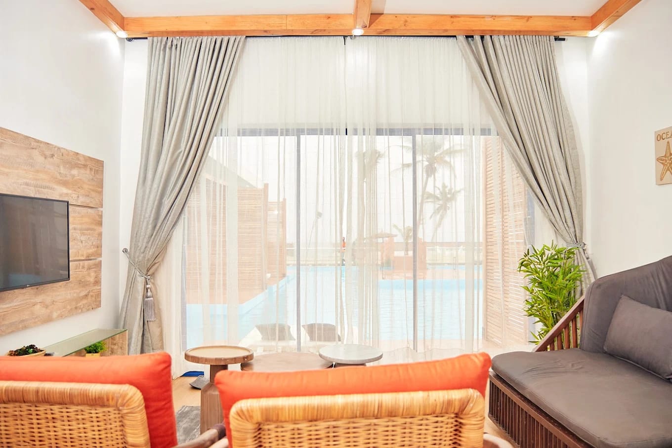 Beach Facing Suite 1