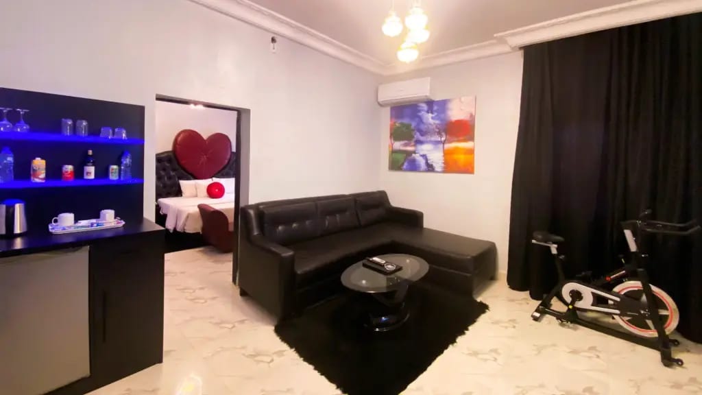Executive Suite 1