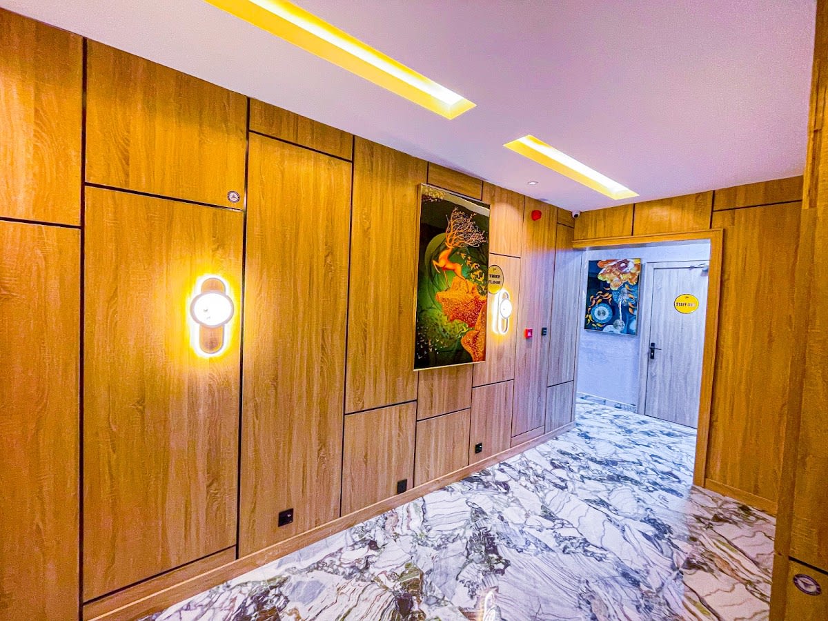 Deluxe room 1