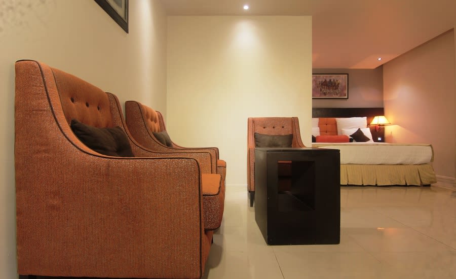 Deluxe Room 1