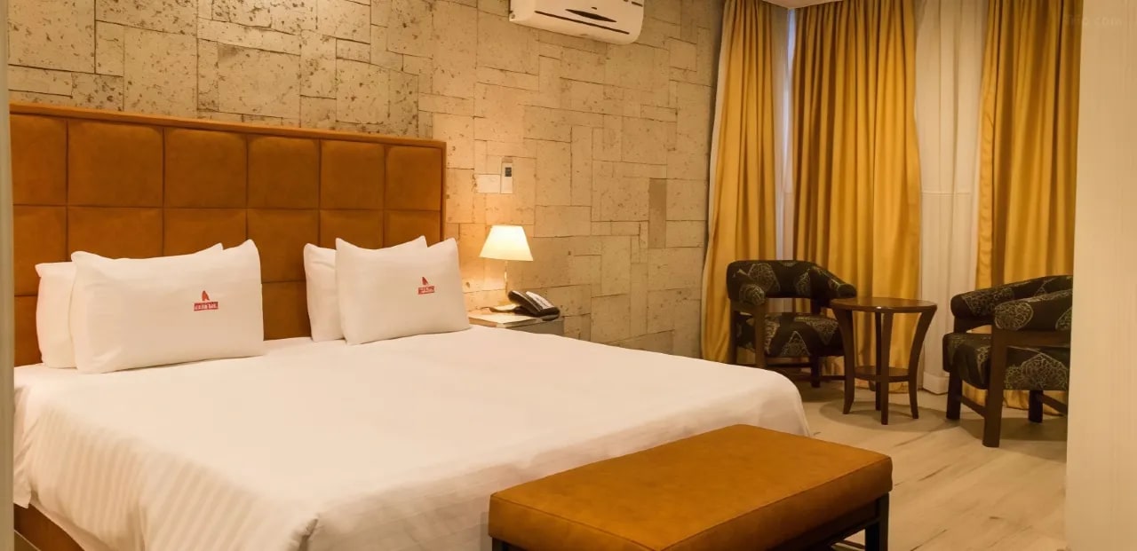 Super Deluxe Room 1