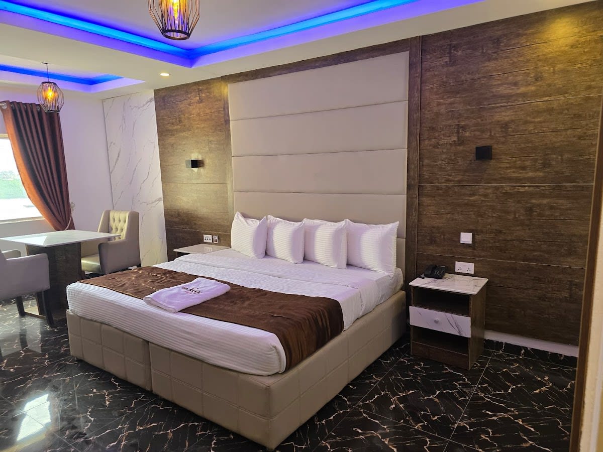 Executive Room 1