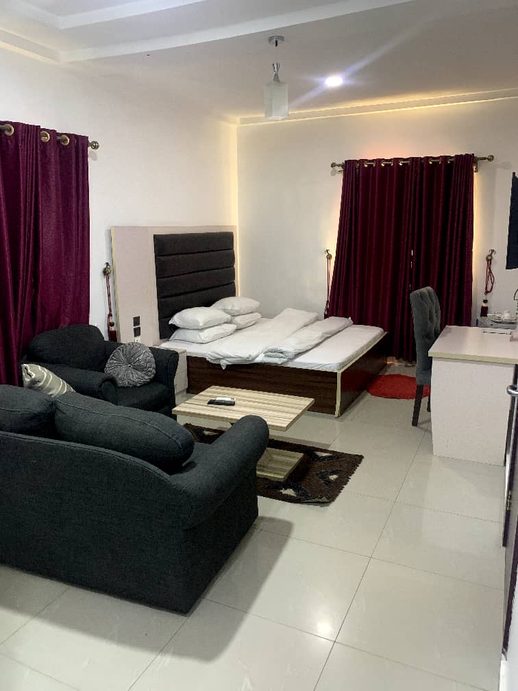 Business Suite Ado 1