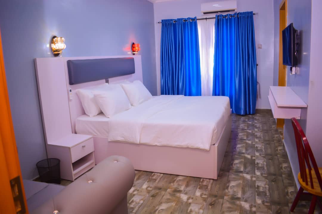 Executive Suite 1